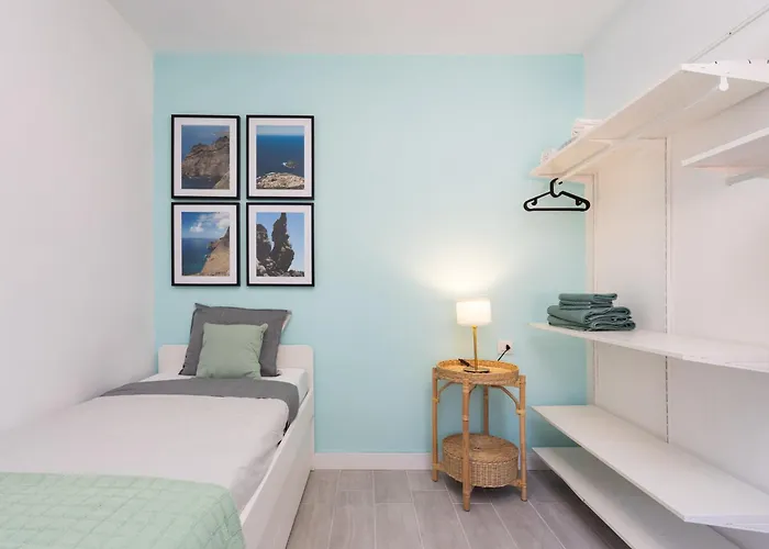 Live Guimar Piramides Casa de Férias *