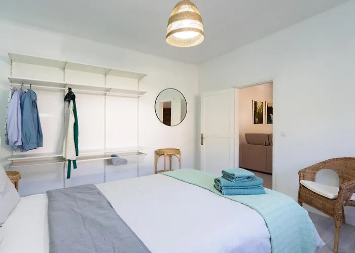 Live Guimar Piramides Casa de Férias *