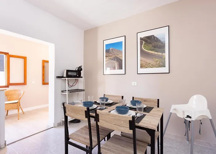 Live Guimar Piramides