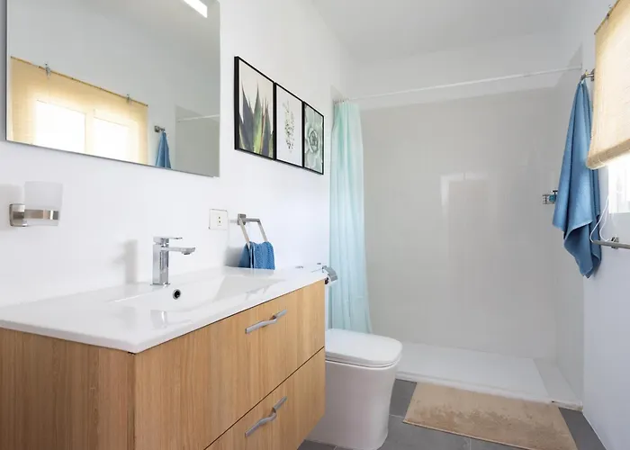 Live Guimar Piramides Casa de Férias *