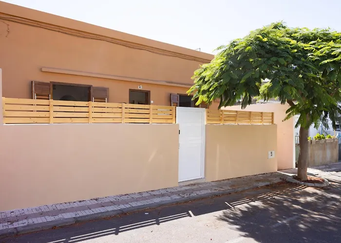 Live Guimar Piramides Feriehus Güimar